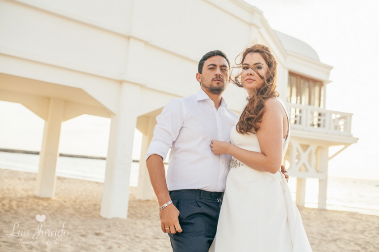 018_Fotos_de_novios_playa_de_la_caleta_cadiz