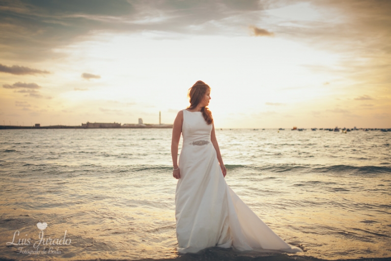 026_Fotos_de_novios_playa_de_la_caleta_cadiz